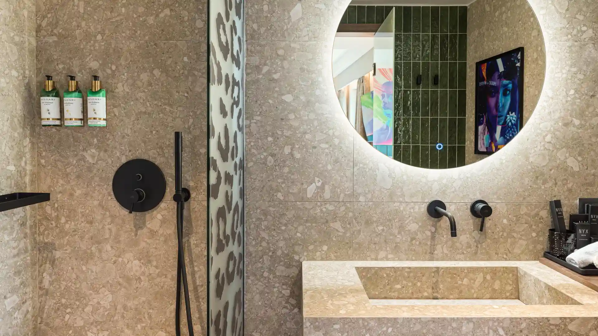 NYX Hotels - photoThumb_4